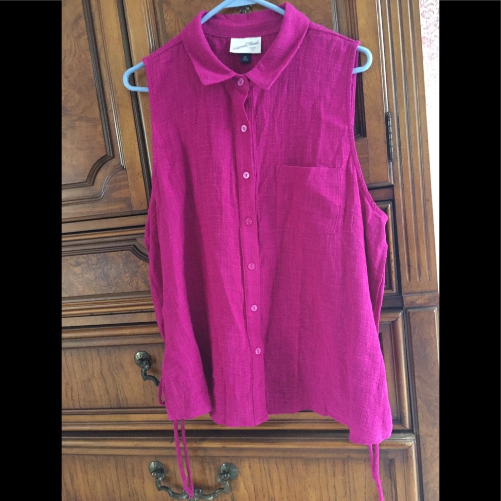 Lightweight, breezy top with cute side ties.